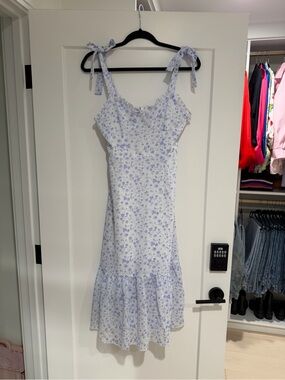 Light Blue Floral Tie-Shoulder Sundress